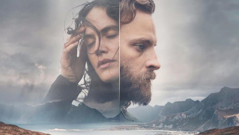 The Hanging Sun aka Sole di mezzanotte / Там, където слънцето никога не залязва (2022)