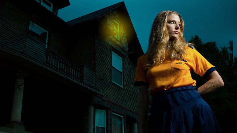 Girl on the Third Floor / Момичето от третия етаж (2019)