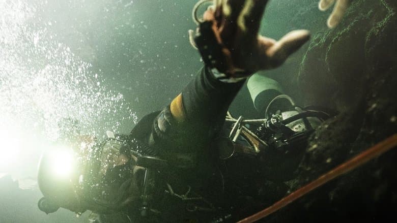 Thirteen Lives / Тринадесет живота (2022)