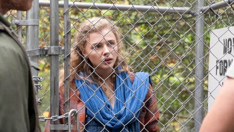 Mother/Android / Въстанието на Андроидите (2021)